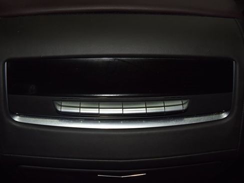 Used 2023 Cadillac Escalade Sport Platinum w/ LPO, ONYX Package image 43