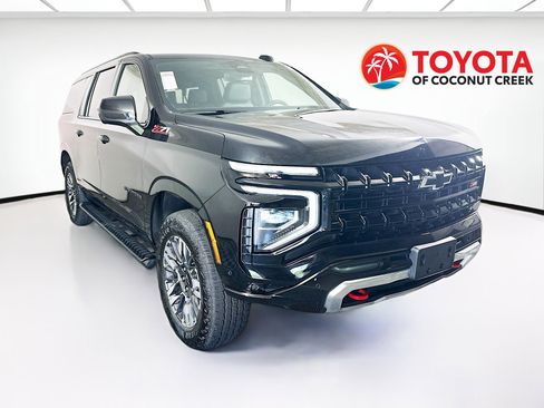 Used 2025 Chevrolet Suburban Z71 AWD/4WD image 1