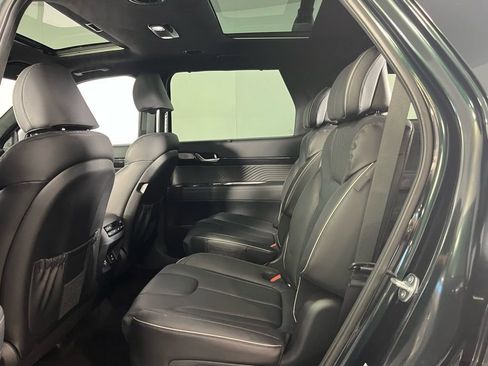 Used 2025 Hyundai Palisade Calligraphy image 28