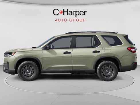 New 2026 Honda Pilot TrailSport image 3