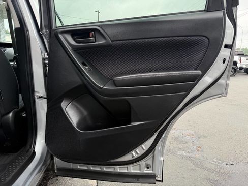 Used 2018 Subaru Forester 2.5i Premium image 31
