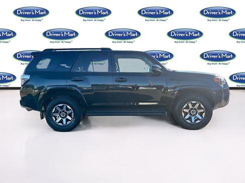 Used 2024 Toyota 4Runner TRD Off-Road image 8
