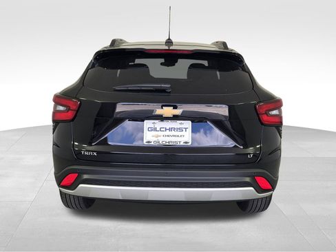 New 2026 Chevrolet Trax LT w/ Driver Confidence Package FWD image 6