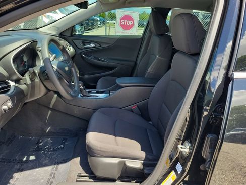 Used 2022 Chevrolet Malibu LS FWD image 13