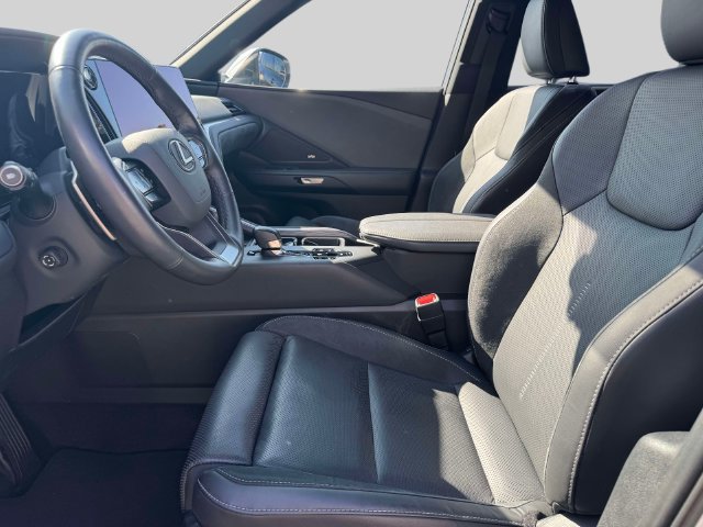 Certified 2025 Lexus TX 350 AWD w/ Technology Package image 20