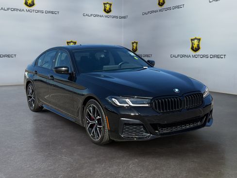 Used 2023 BMW 530i w/ M Sport Package RWD image 7