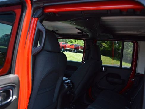 New 2025 Jeep Wrangler Sport S image 30