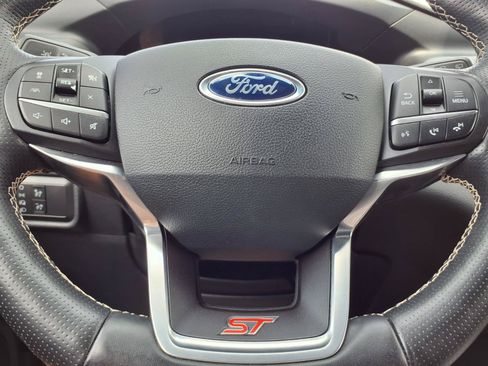 Used 2020 Ford Explorer ST w/ Premium Technology Package AWD/4WD image 18