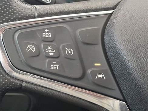 Used 2020 Chevrolet Equinox LS w/ LS Convenience Package image 23