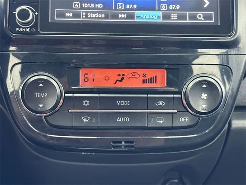 Used 2022 Mitsubishi Mirage ES image 26