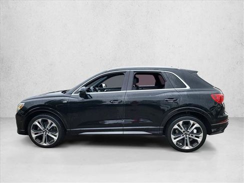 Used 2020 Audi Q3 2.0T Prestige w/ Prestige Package image 8