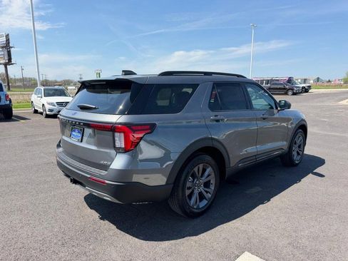 New 2026 Ford Explorer Active image 5
