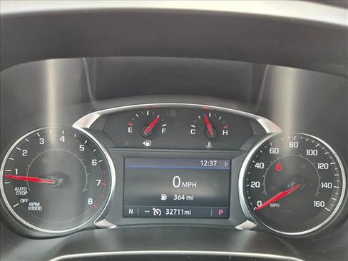 Used 2025 Chevrolet Blazer LT FWD image 12