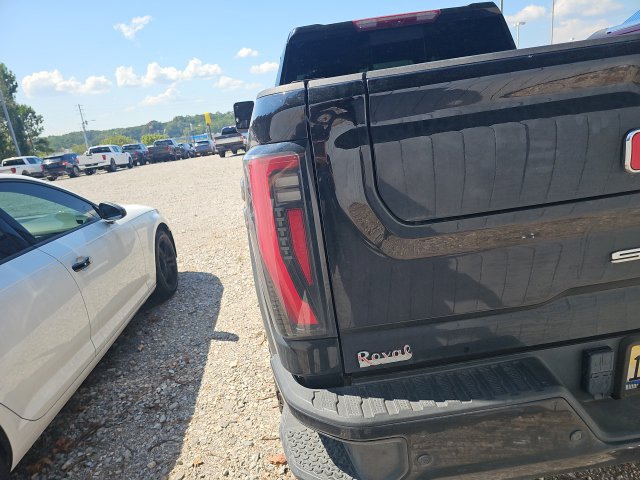Used 2025 GMC Sierra 2500 AT4X AWD/4WD image 6