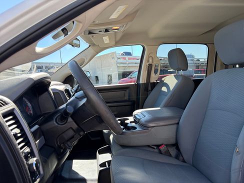 Used 2018 RAM 3500 Tradesman w/ Chrome Appearance Group AWD/4WD image 12