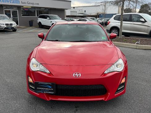 Used 2014 Scion FR-S image 2