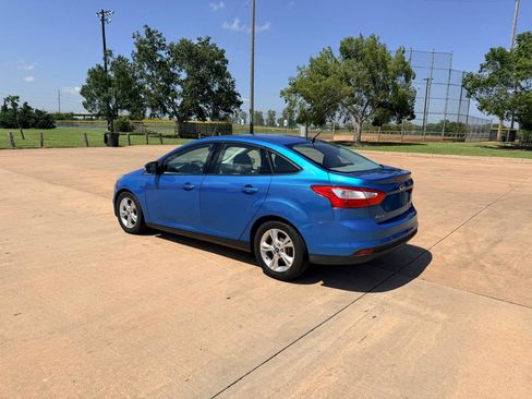 Used 2014 Ford Focus SE FWD image 7
