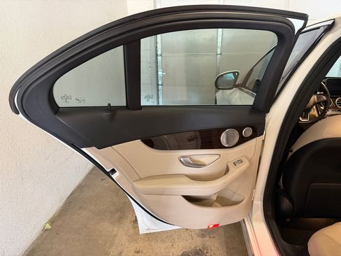 Used 2015 Mercedes-Benz C 300 4MATIC Sedan image 13