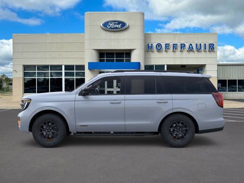 New 2026 Ford Expedition Tremor image 3