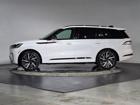 New 2026 Lincoln Aviator Black Label w/ Jet Appearance Package image 5