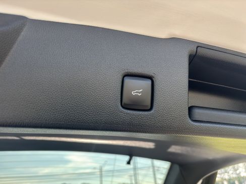 Used 2023 Ford Escape Active image 8