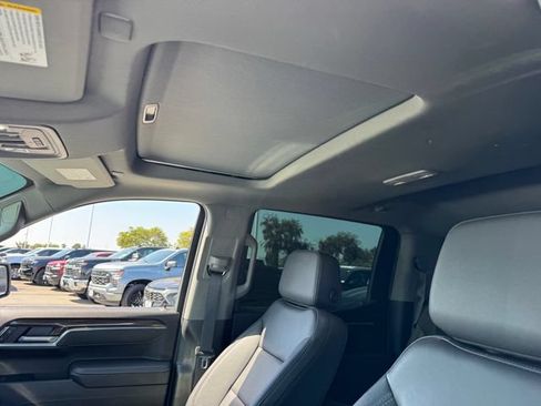 Certified 2026 Chevrolet Silverado 1500 LT Trail Boss w/ LT Trail Boss Premium Package AWD/4WD image 17