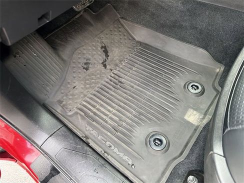 Used 2023 Toyota Tacoma TRD Off-Road image 36