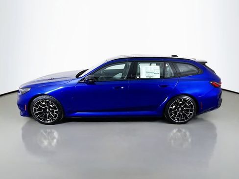 New 2026 BMW M5 Touring image 4