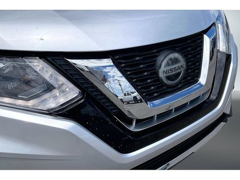 Used 2019 Nissan Rogue SL AWD/4WD image 33
