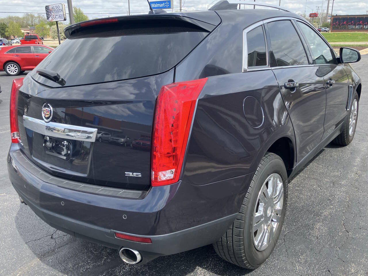 Used 2016 Cadillac SRX Luxury w/ Driver Awareness Package AWD/4WD image 3