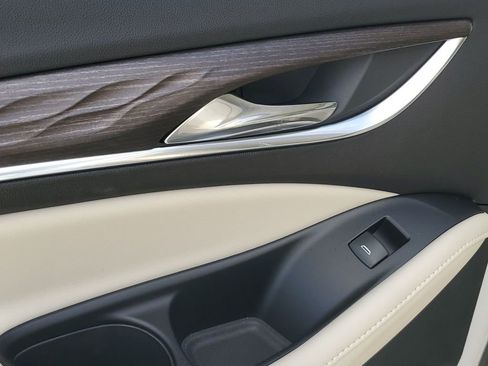 Used 2023 Buick Enclave Avenir w/ Avenir Technology Package image 48