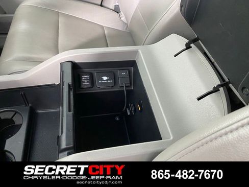 Used 2014 Honda Pilot Touring image 23