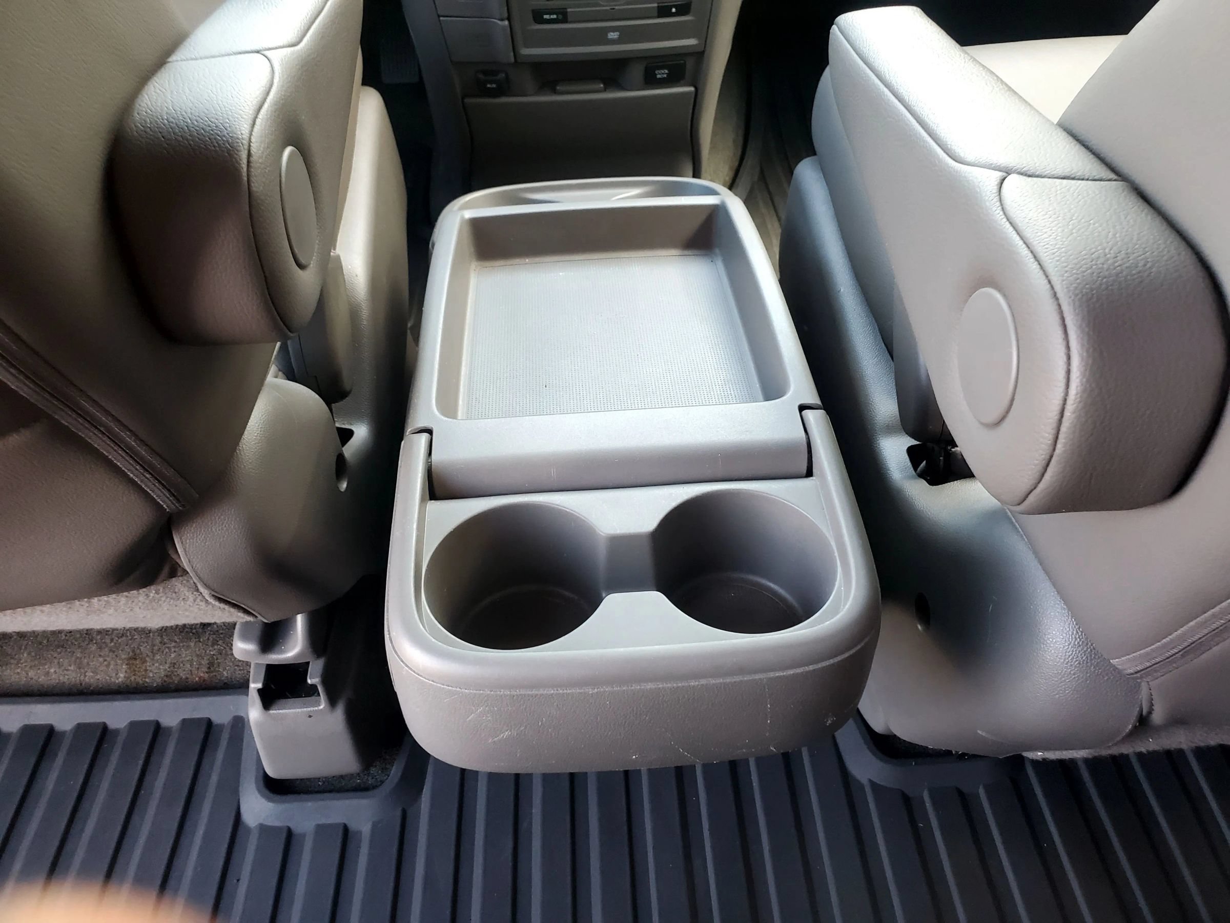 Used 2015 Honda Odyssey Touring Elite image 34