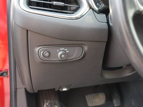 Certified 2022 Chevrolet Equinox LT AWD/4WD image 16