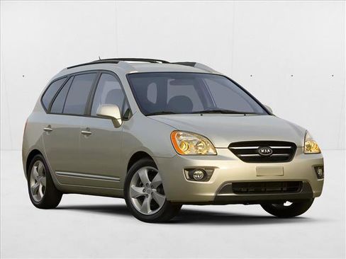 Used 2008 Kia Rondo LX w/ Convenience Pkg image 1