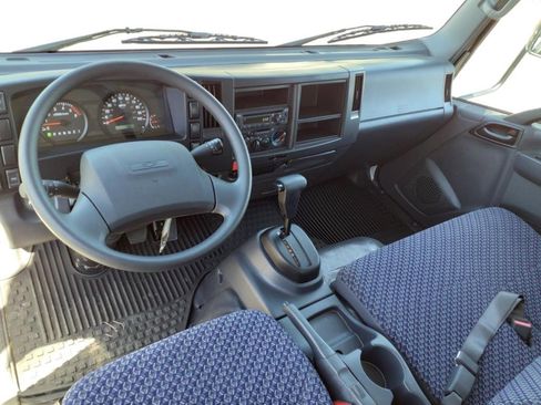 New 2024 Chevrolet Low Cab Forward image 7