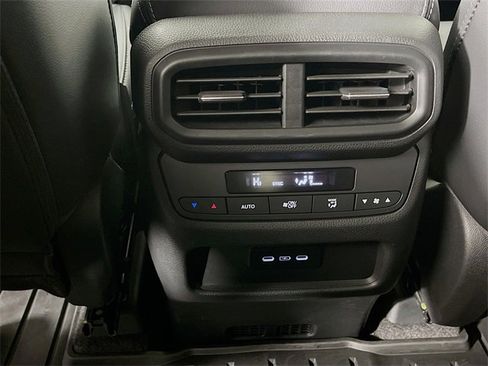Used 2024 Honda Pilot EX-L image 25