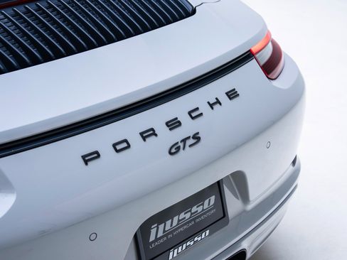 Used 2019 Porsche 911 Carrera GTS RWD image 47