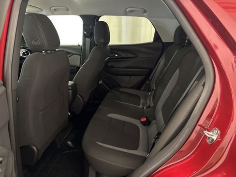 Used 2023 Chevrolet TrailBlazer LT w/ Convenience Package FWD image 23