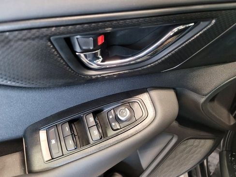 Used 2025 Subaru Legacy Premium image 17