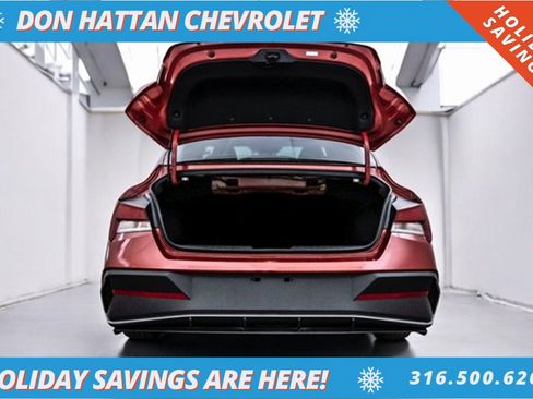 Used 2024 Hyundai Elantra SEL image 35