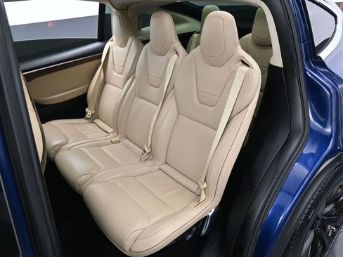 Used 2016 Tesla Model X 90D image 27