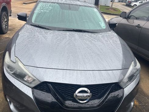 Used 2018 Nissan Maxima SR w/ Midnight Edition image 2