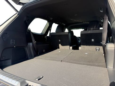 New 2026 Lexus TX 500h AWD image 28