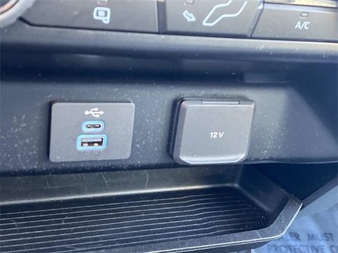 Used 2025 Ford F350 XLT image 28