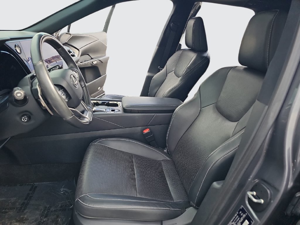 Used 2023 Lexus RX 350 w/ Cold Area Package AWD/4WD image 15