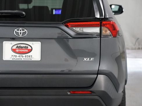 Used 2024 Toyota RAV4 XLE FWD image 10
