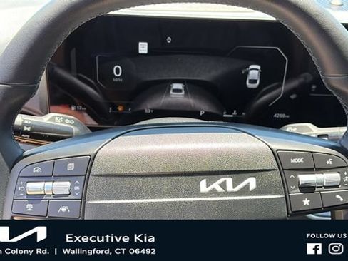 Certified 2025 Kia K4 EX FWD image 12