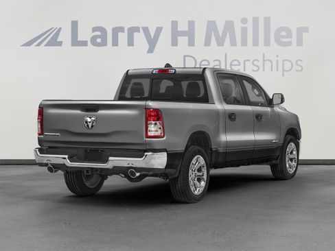 Used 2023 RAM 1500 Big Horn AWD/4WD image 4