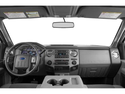 Used 2015 Ford F250 Lariat w/ Lariat Interior Package image 8